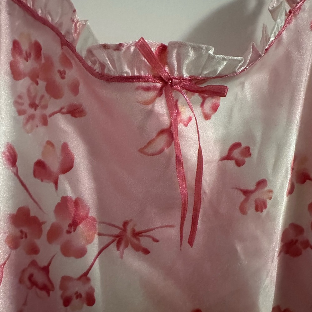 Avon Nightgown - Picture 3 of 7